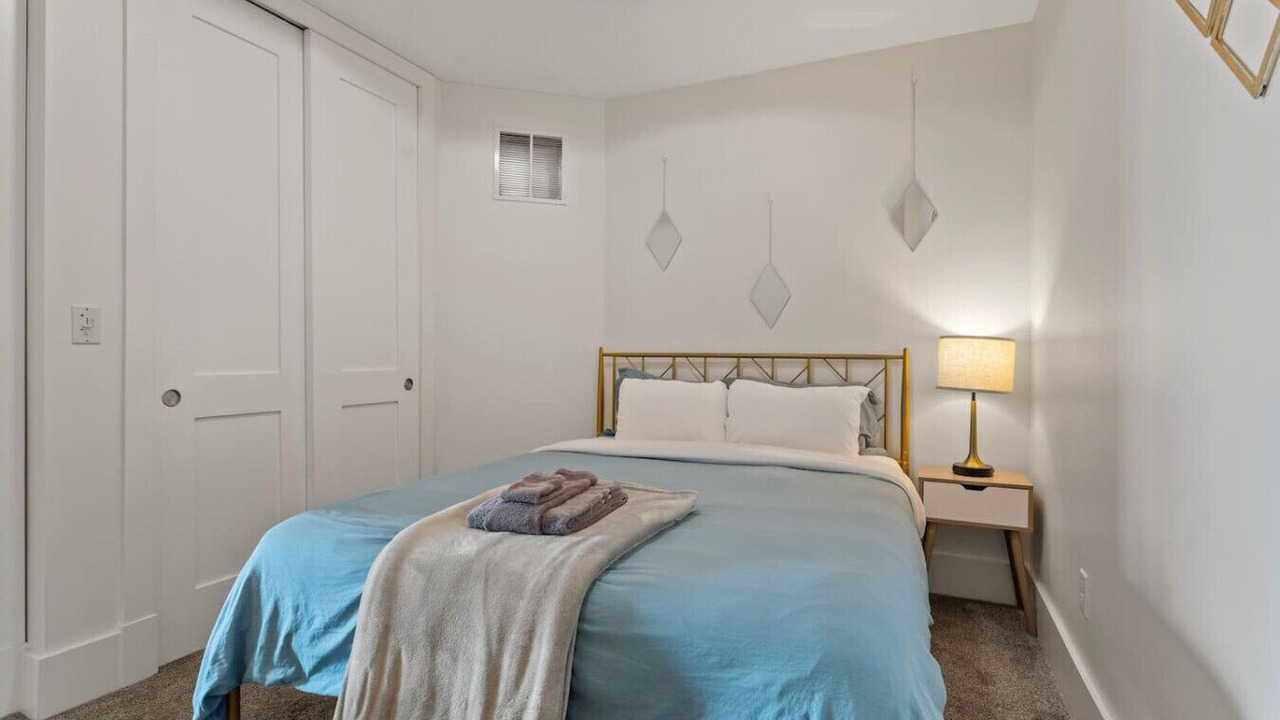 Photo of Bedroom in Northeast South Bend