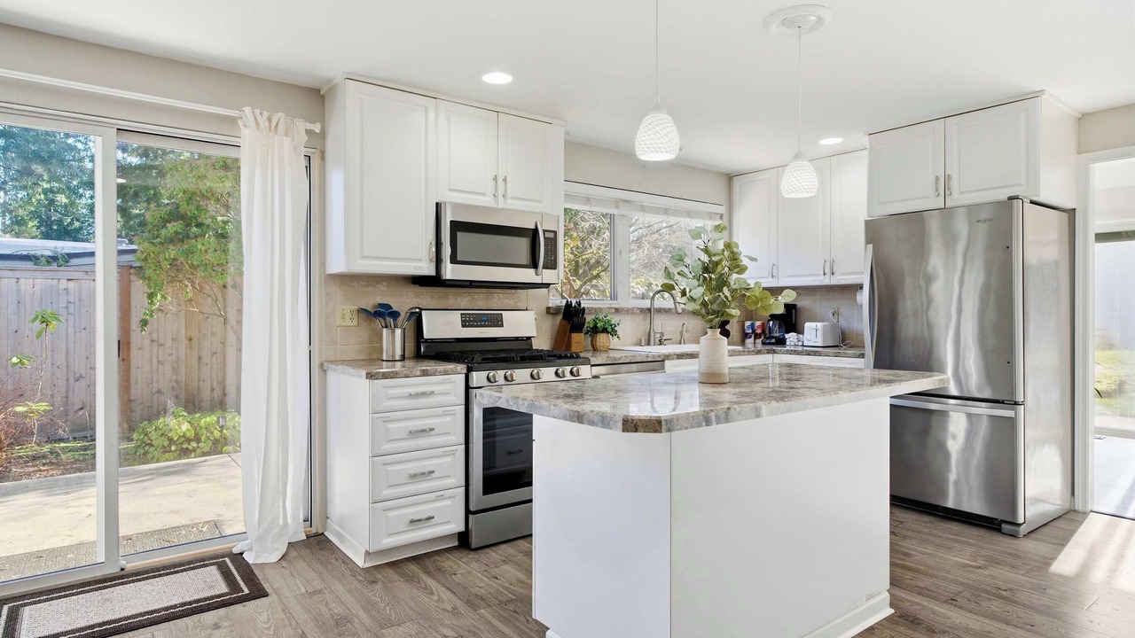 Photo of Others in Northeast Bellevue