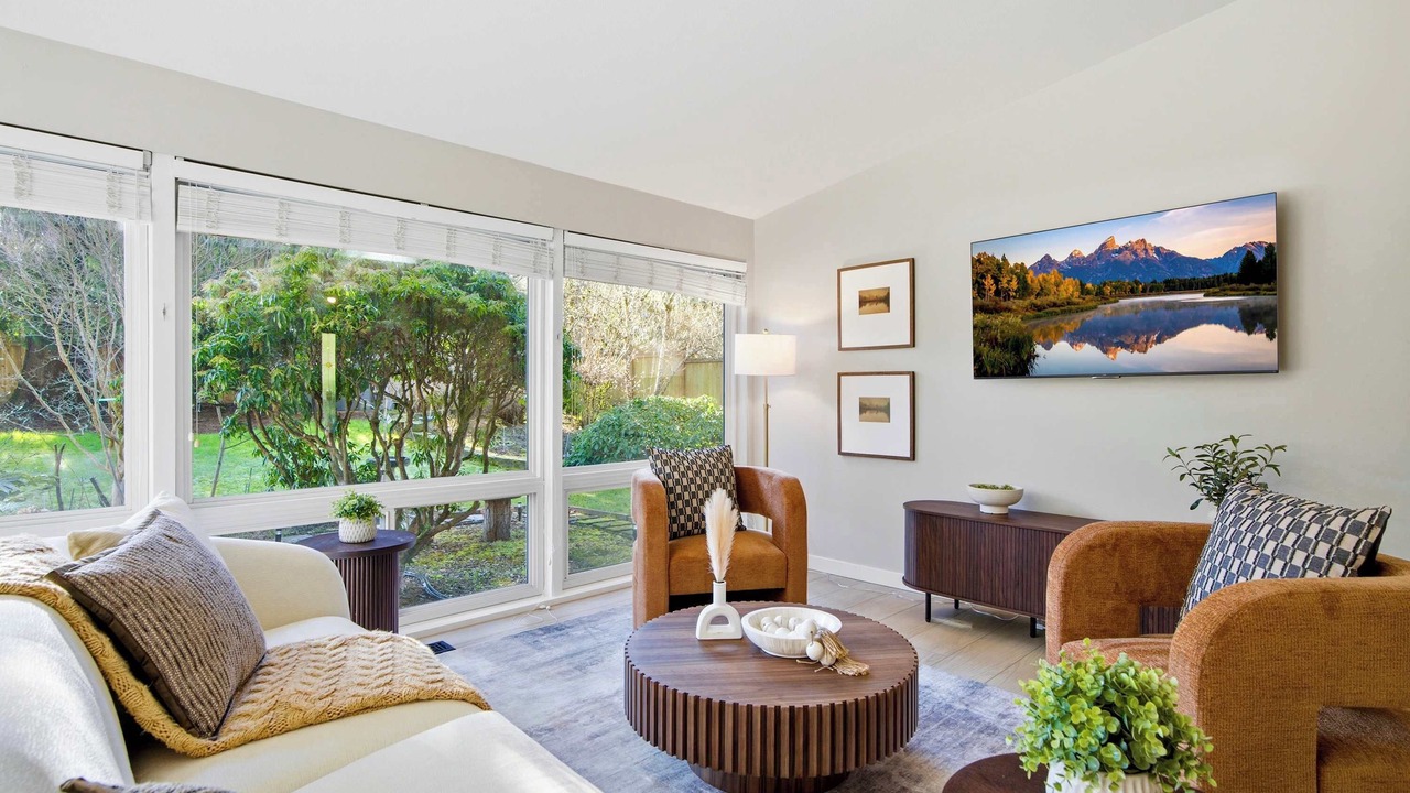 Photo of Others in Northeast Bellevue