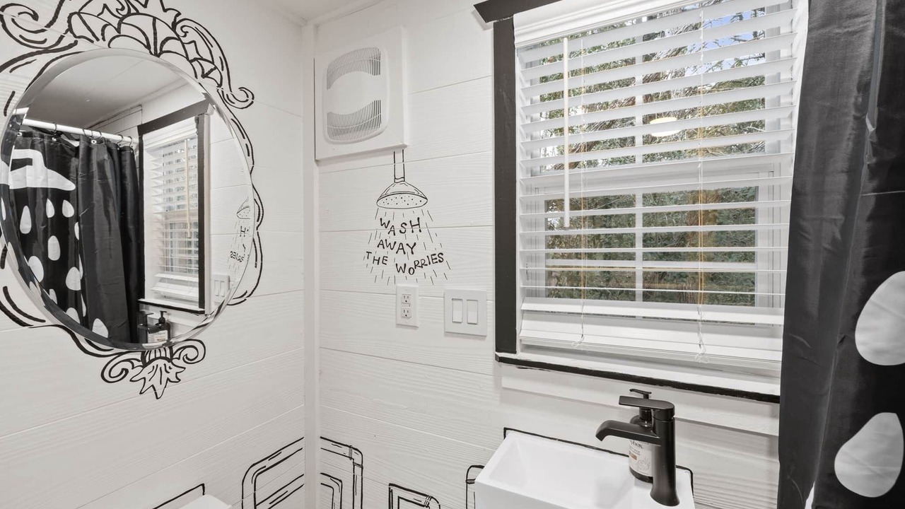 Photo of Bathroom in Paige