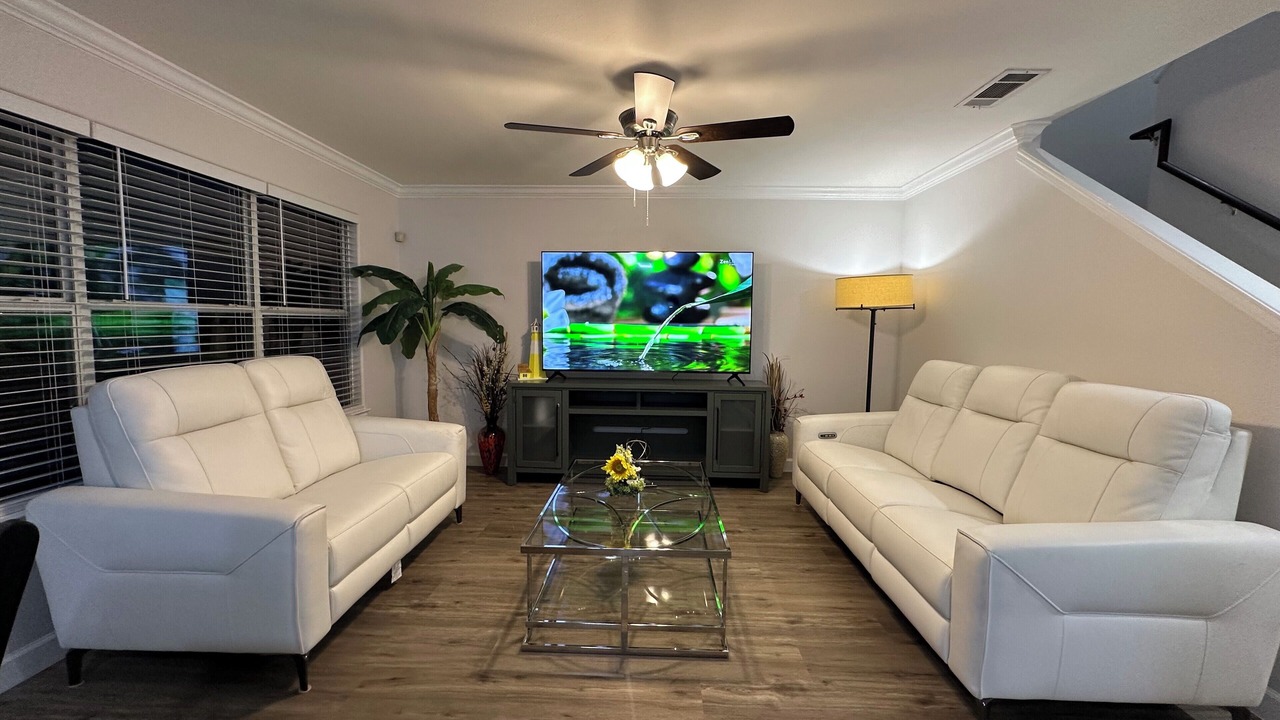 Photo of Livingroom in Grand Prairie
