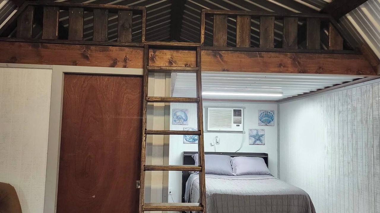 Photo of Bedroom in Fayette County