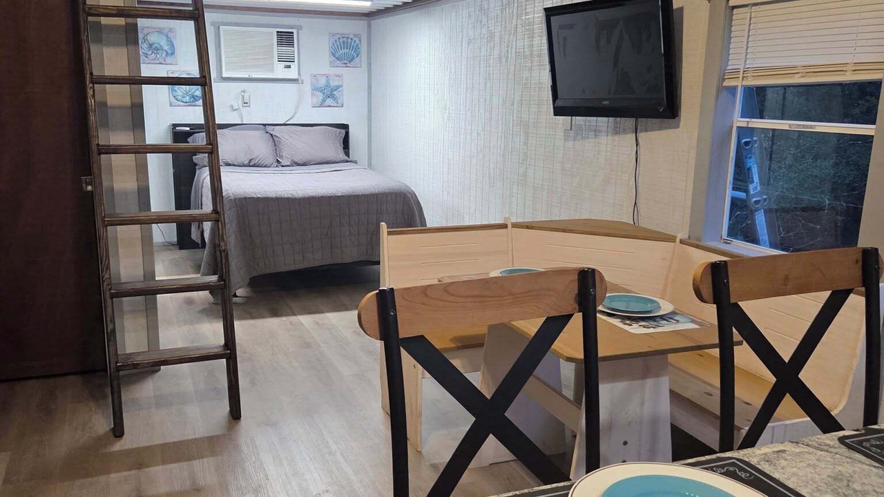 Photo of Bedroom in Fayette County