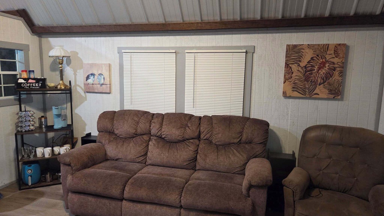 Photo of Livingroom in Fayette County