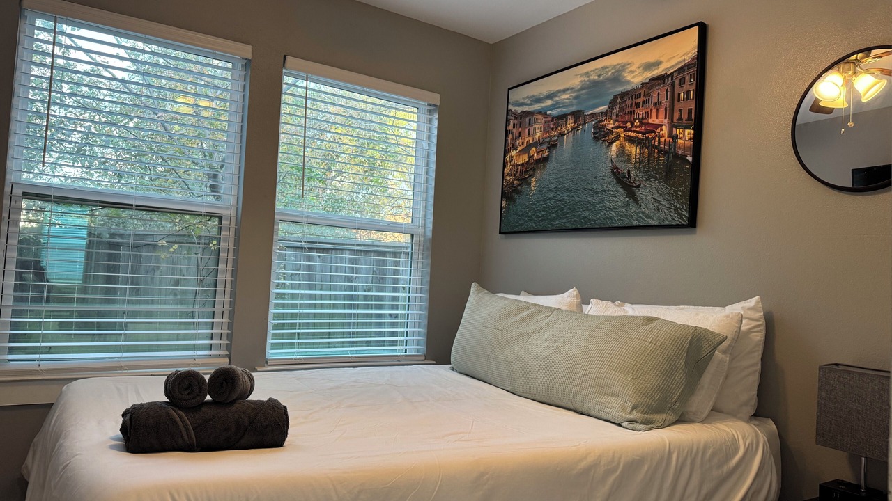 Photo of Bedroom in Greater East End