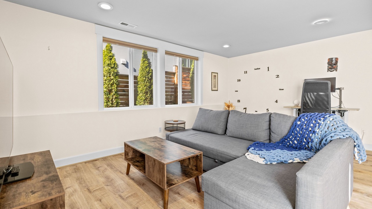 Photo of Livingroom in Green Lake
