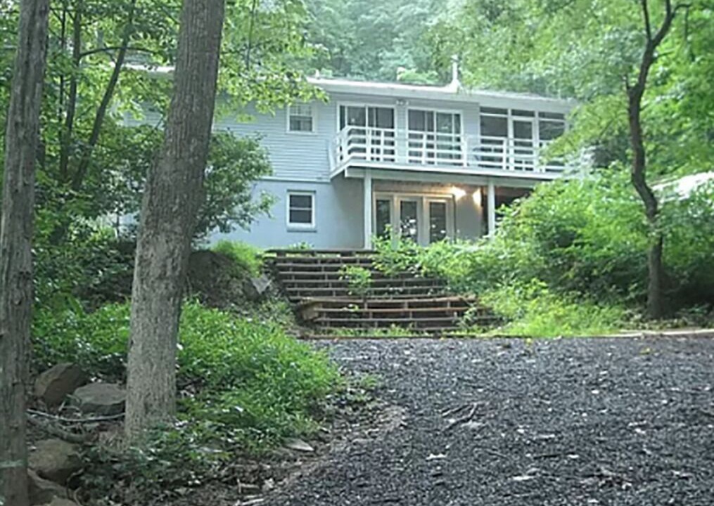 Photo of Outdoor in Linden