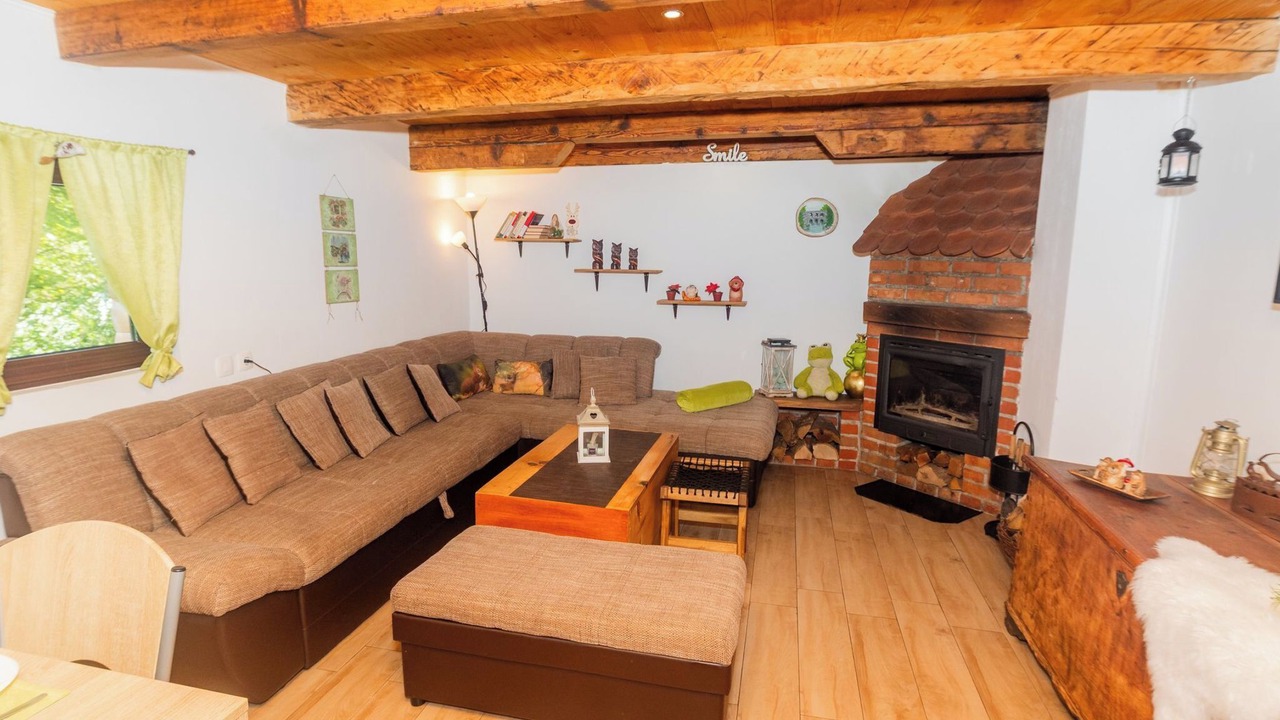 Photo of Livingroom in Tounj