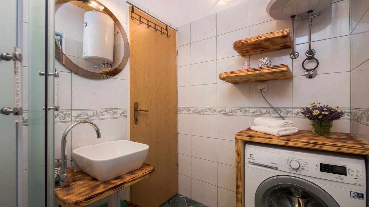 Photo of Bathroom in Bristane
