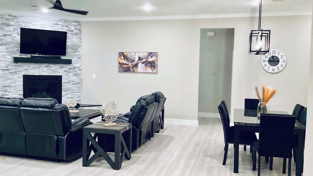 Photo of Bedroom in Clear Lake Shores