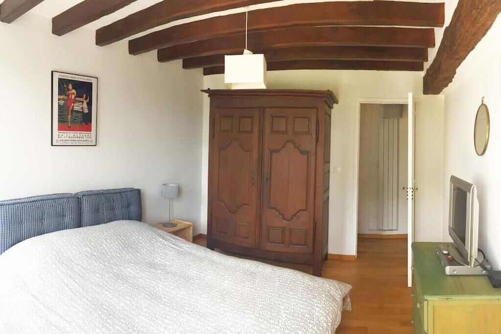 Photo of Bedroom in Les Essarts-le-Vicomte