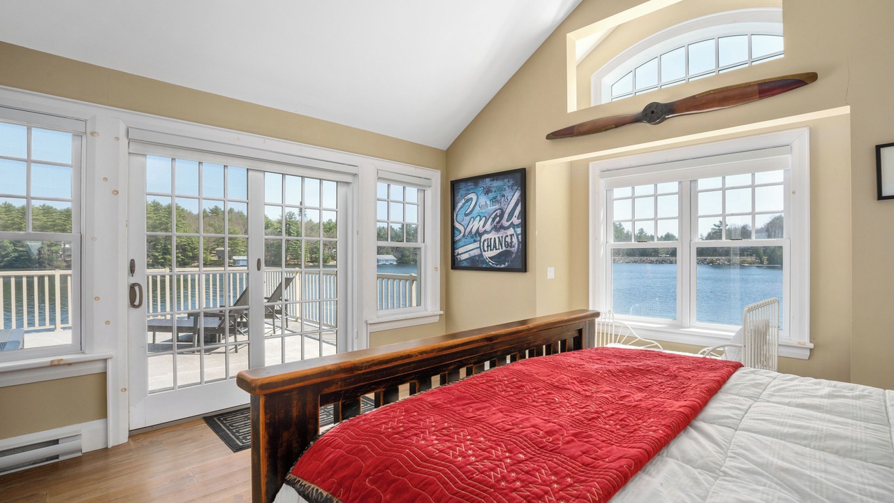 Photo of Bedroom in Muskoka Lakes