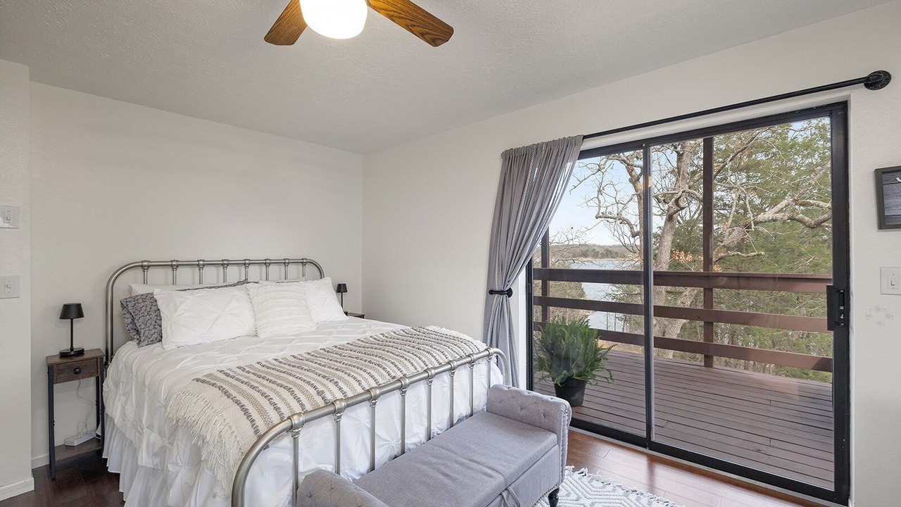 Photo of Bedroom in Eagle Rock
