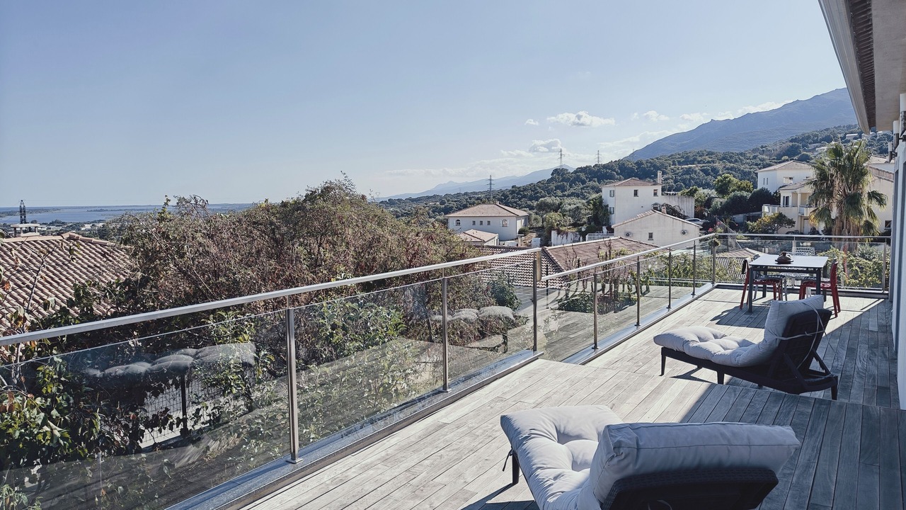 Photo of Patio Balcony in Furiani