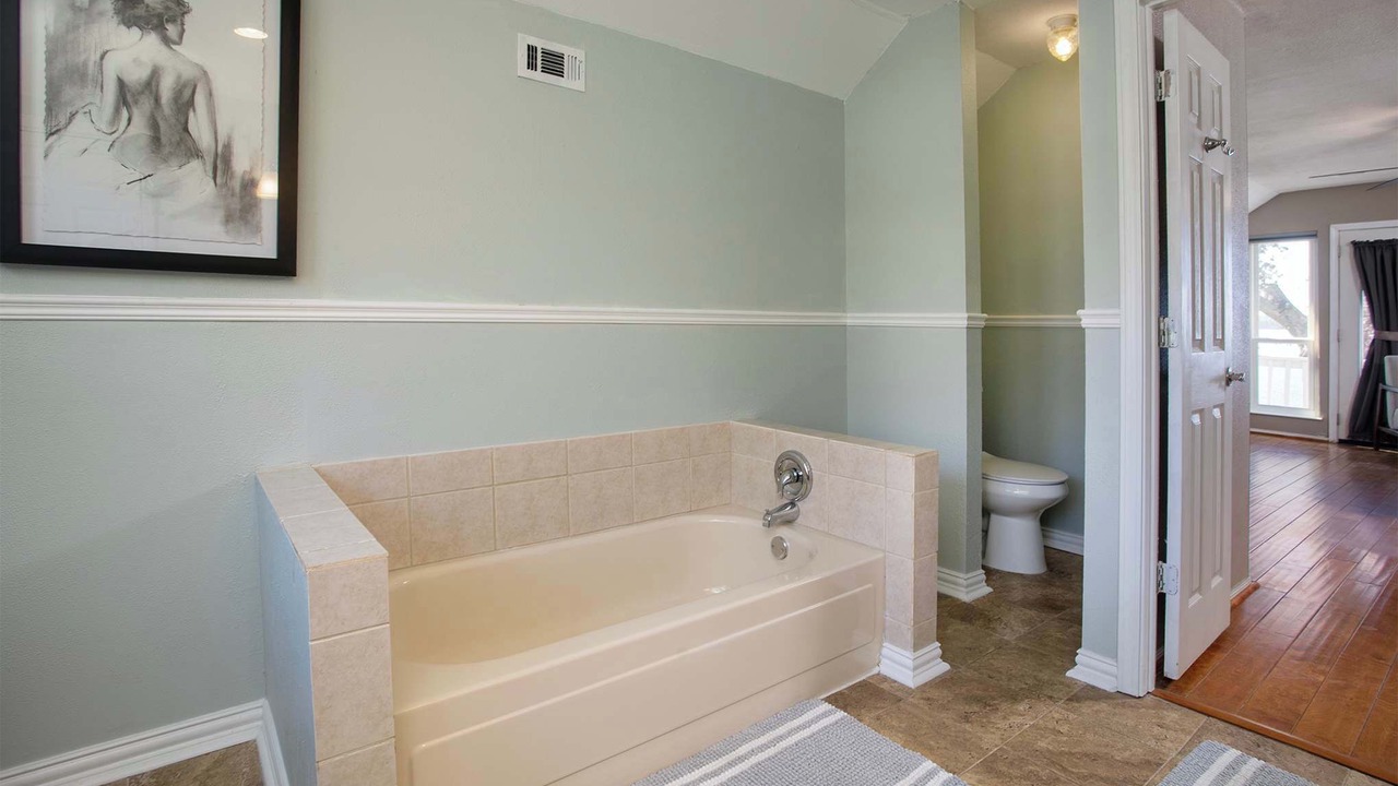 Photo of Bathroom in Flint
