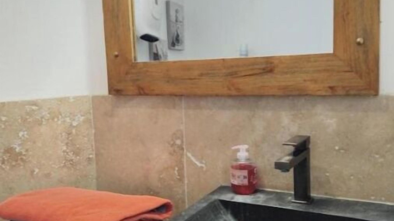 Photo of Bathroom in Chavagne