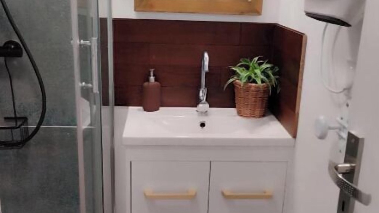 Photo of Bathroom in Chavagne