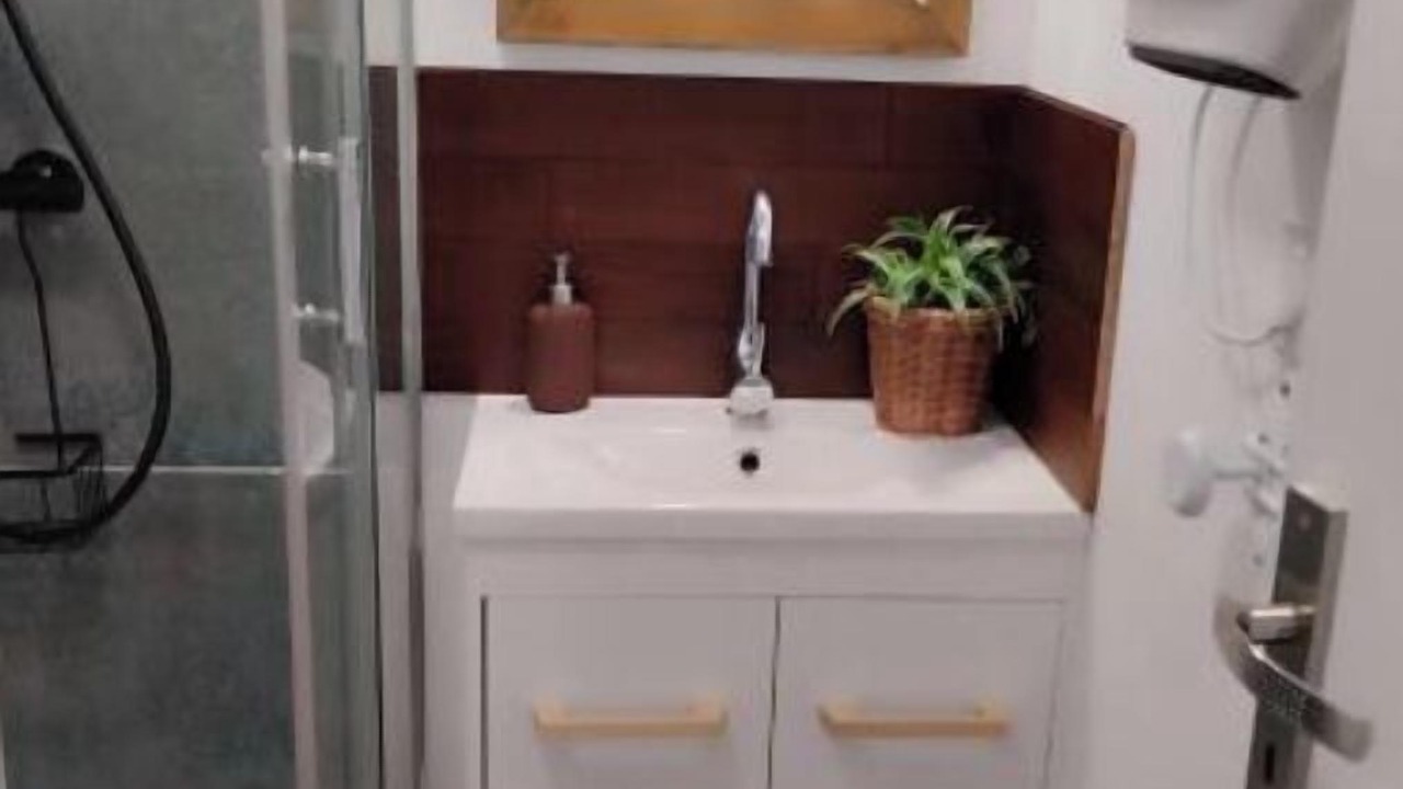 Photo of Bathroom in Chavagne