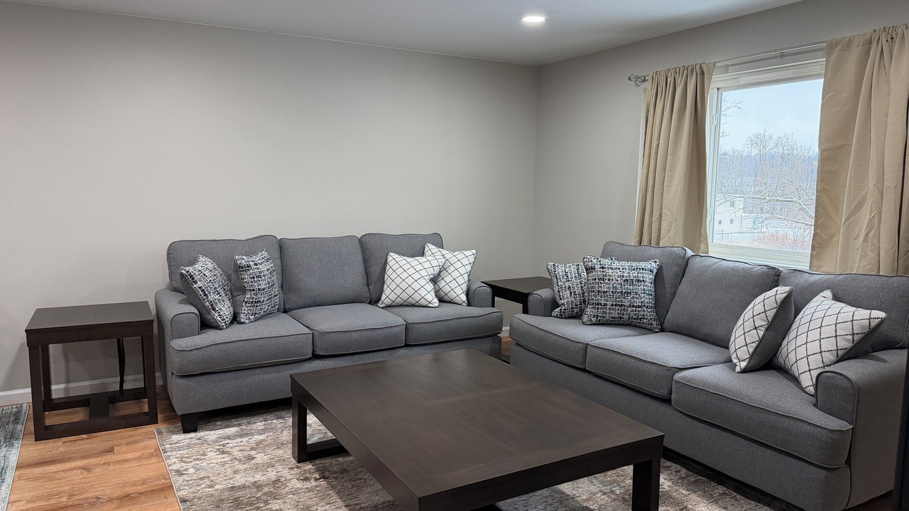 Photo of Livingroom in Lawnton