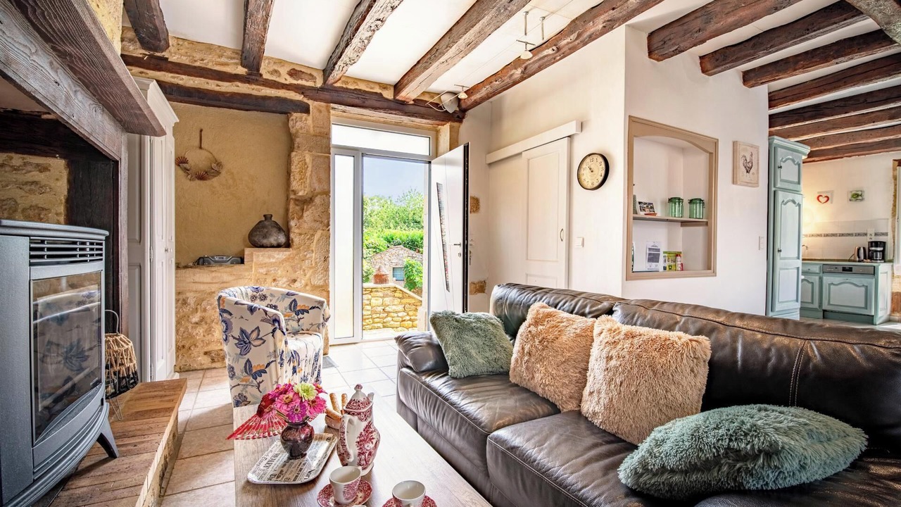 Photo of Livingroom in Frayssinet-le-Gelat