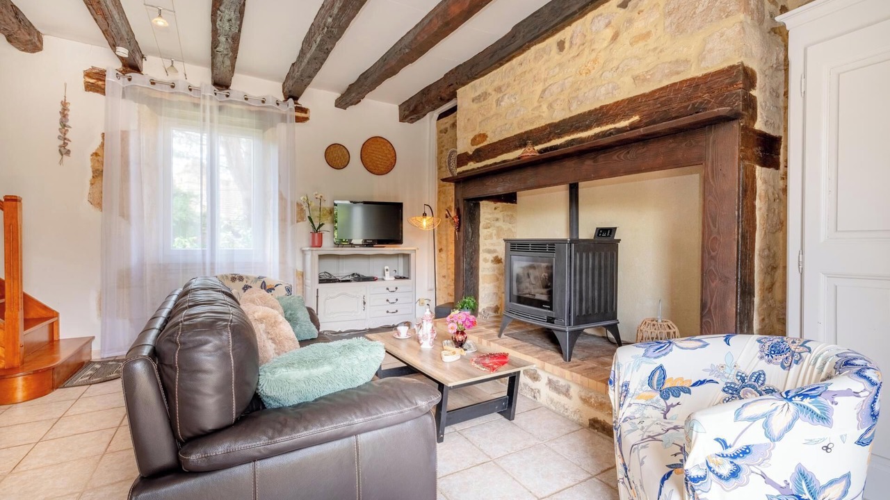 Photo of Livingroom in Frayssinet-le-Gelat