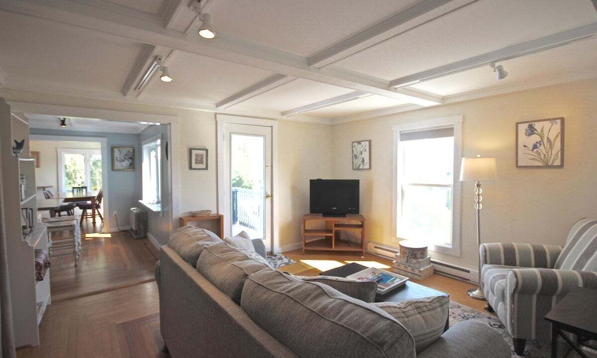 Photo of Livingroom in Rockland
