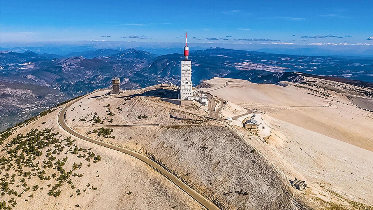 Photo of Others in Collias