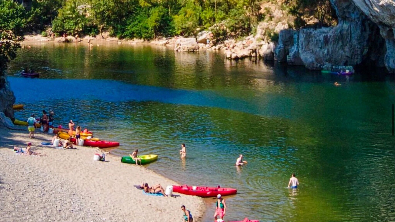 Photo of Others in Collias