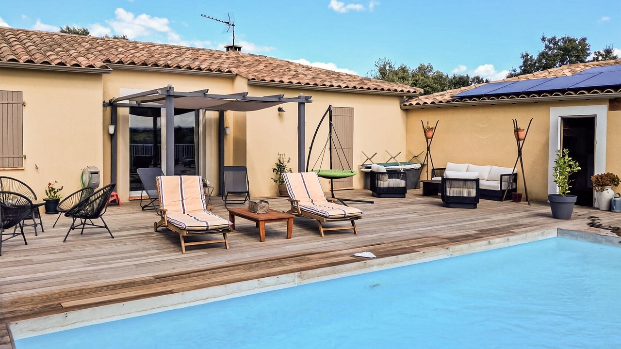 Photo of Outdoor in Collias