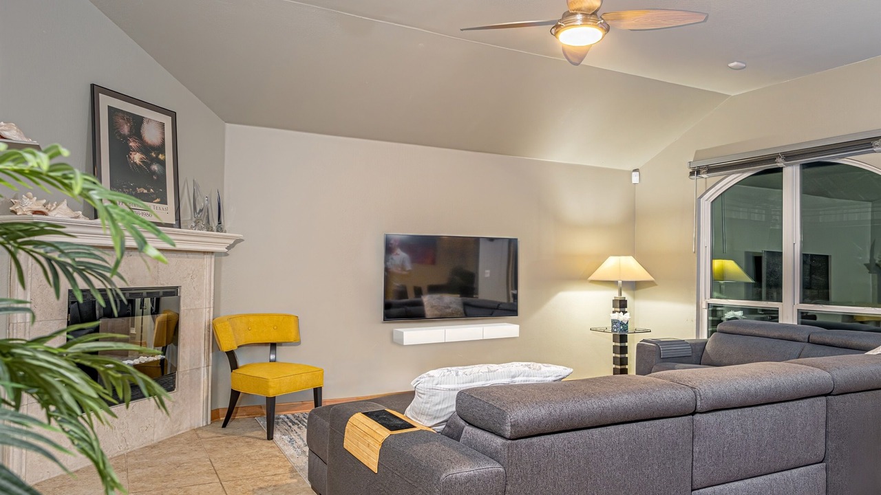 Photo of Livingroom in Circle C Ranch