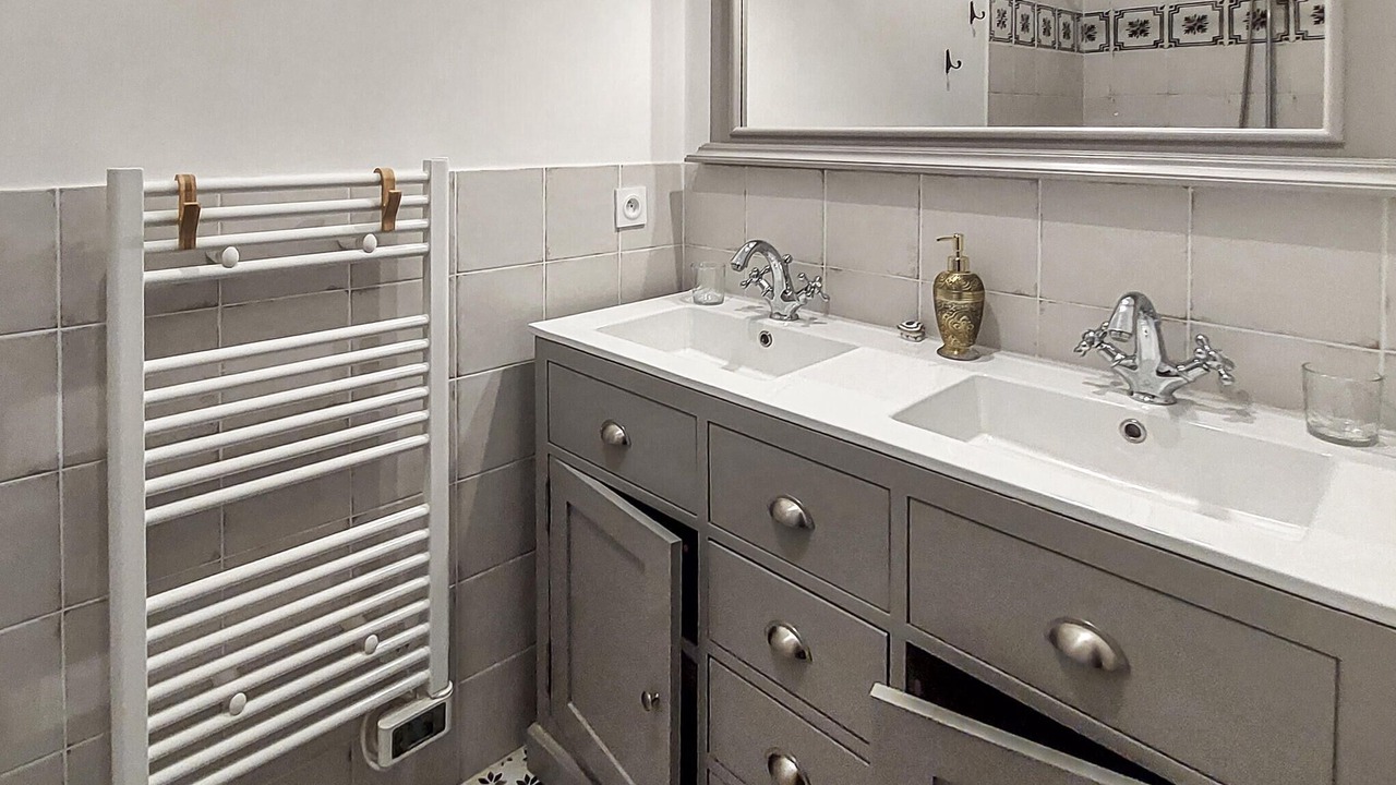 Photo of Bathroom in La Reole