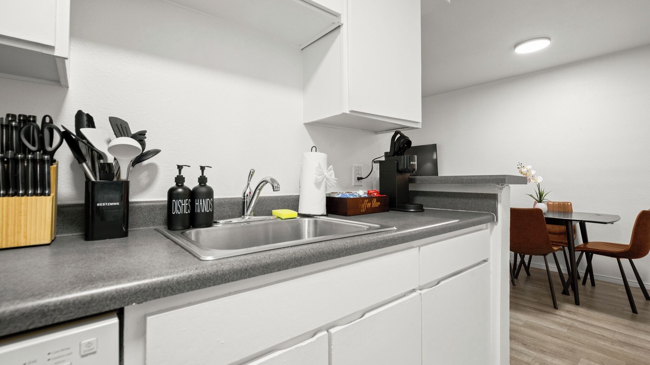 Photo of Kitchen in West Campus