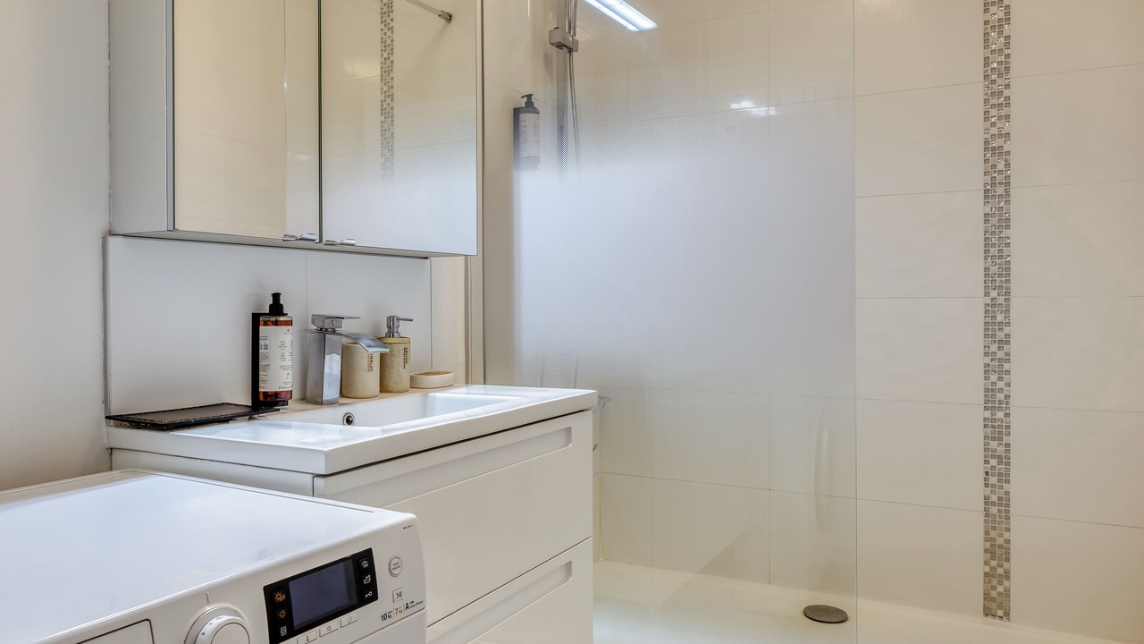 Photo of Bathroom in Centre Ville Rive Gauche