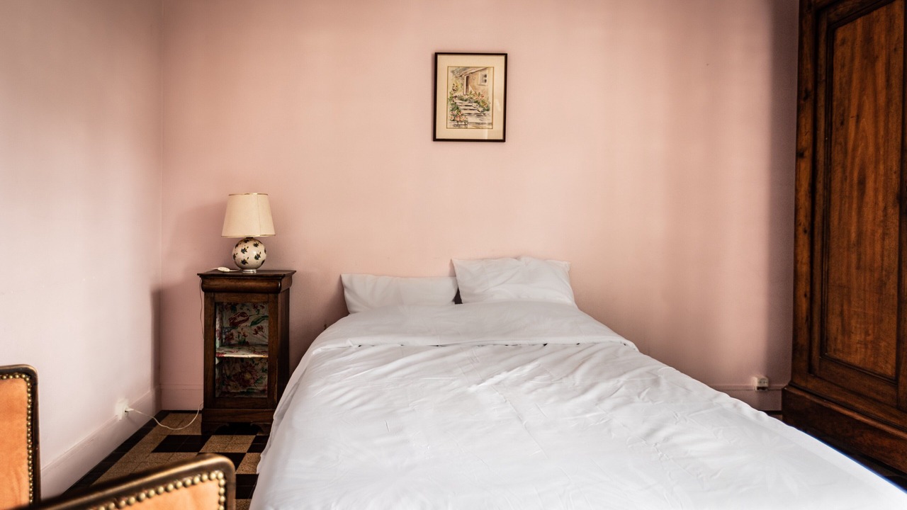 Photo of Bedroom in Jouy-le-Moutier