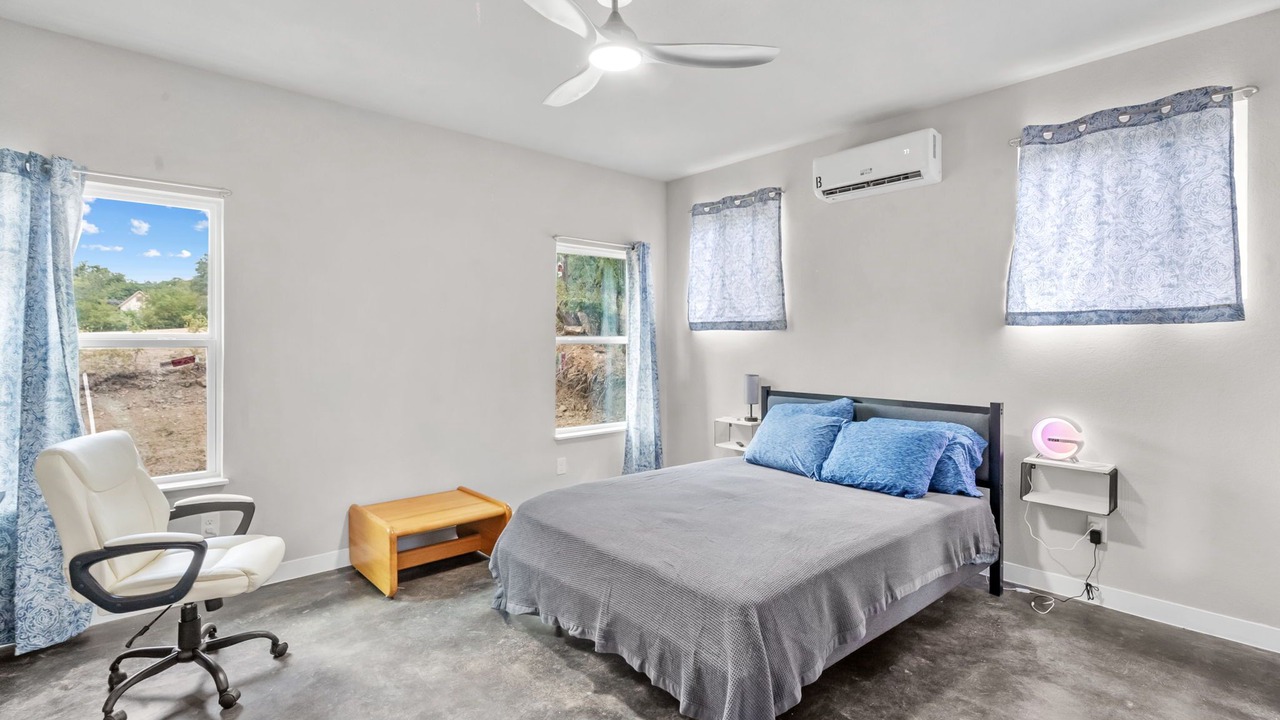 Photo of Bedroom in Mineral Wells