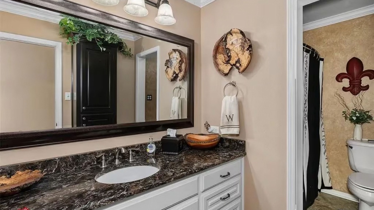 Photo of Bathroom in Shreveport