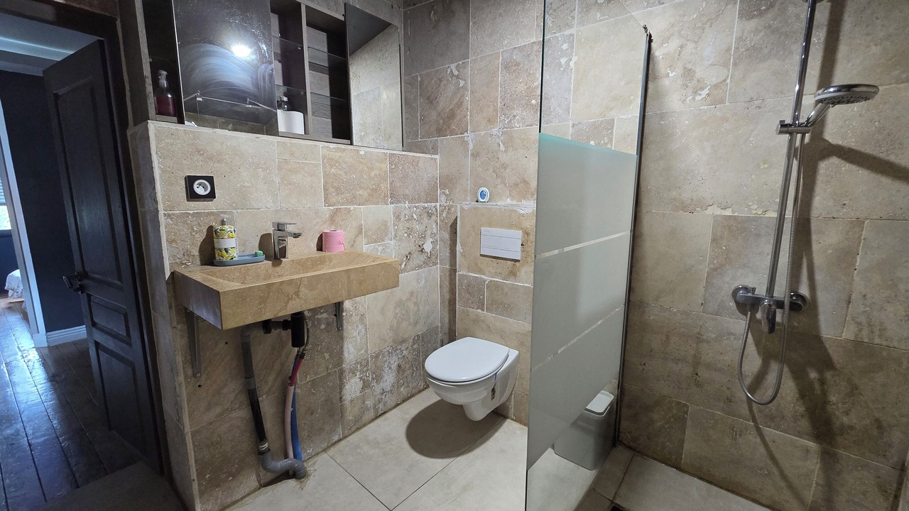 Photo of Bathroom in Maisdon-sur-Sevre