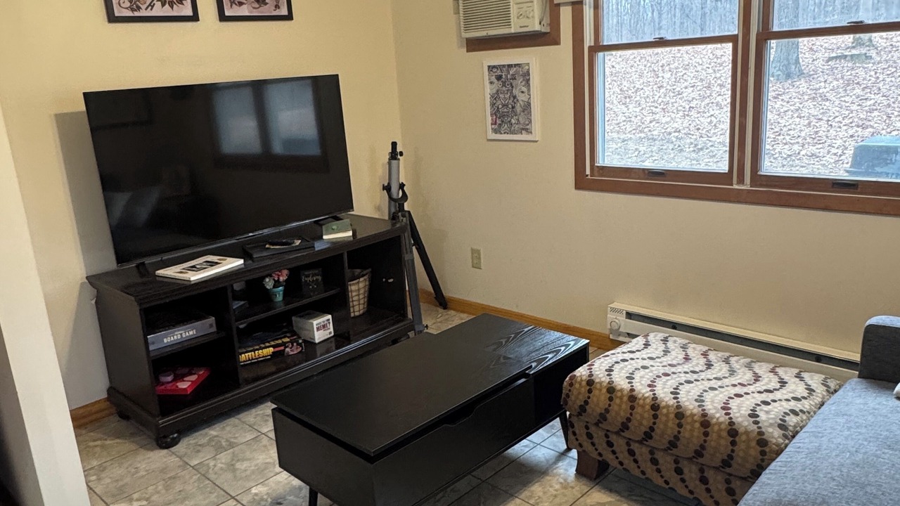 Photo of Livingroom in Martinsville