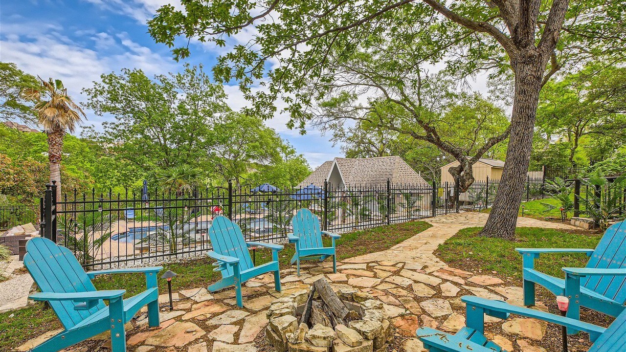 Photo of Patio Balcony in Crownridge of Texas
