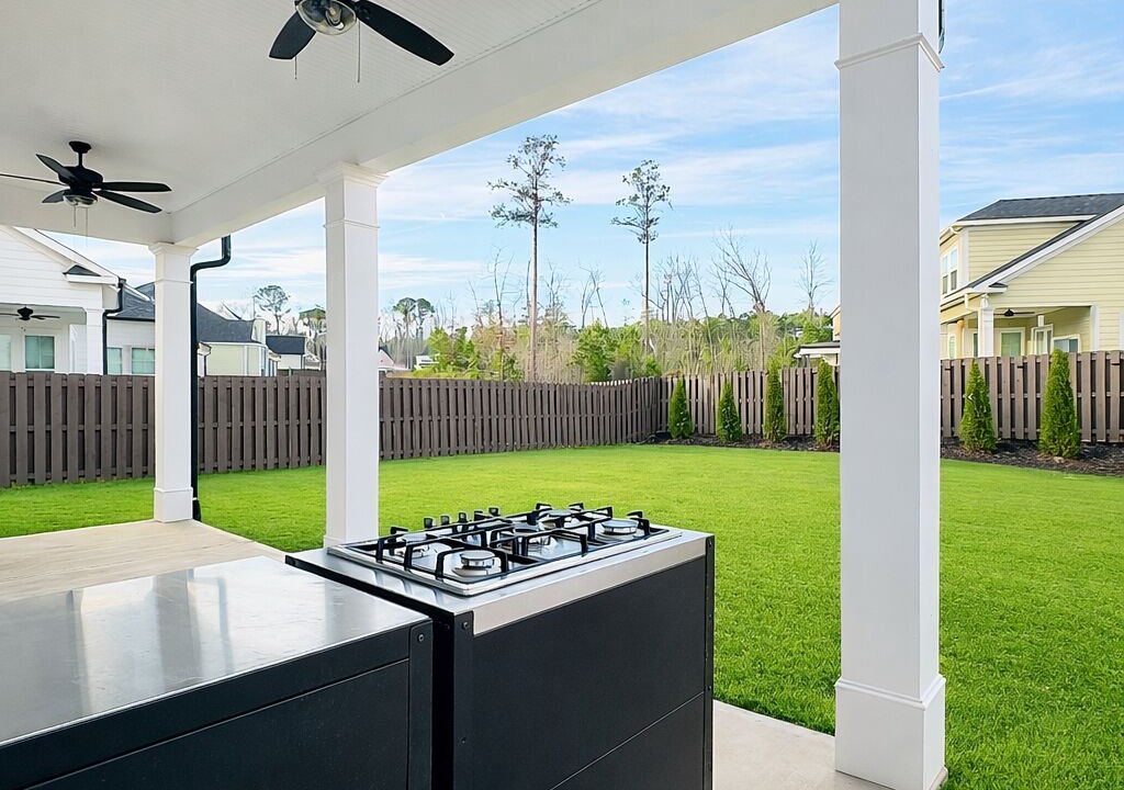 Photo of Patio Balcony in Evans
