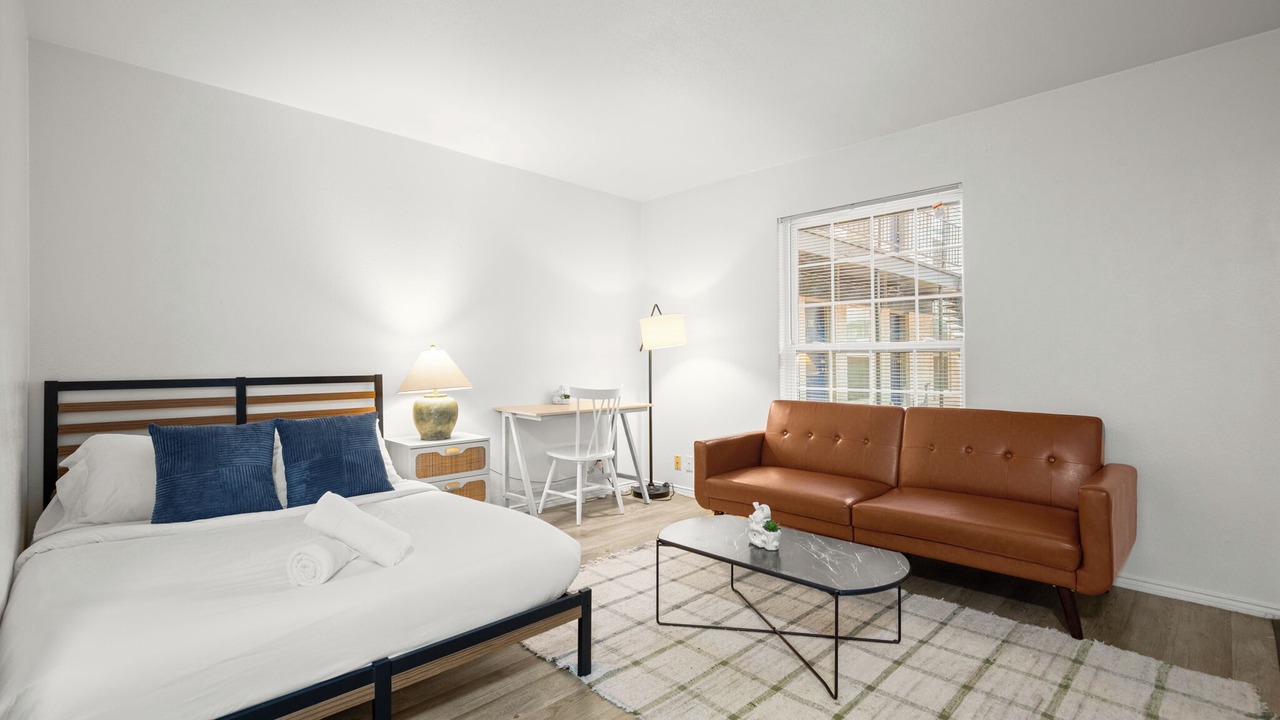 Photo of Bedroom in West Campus