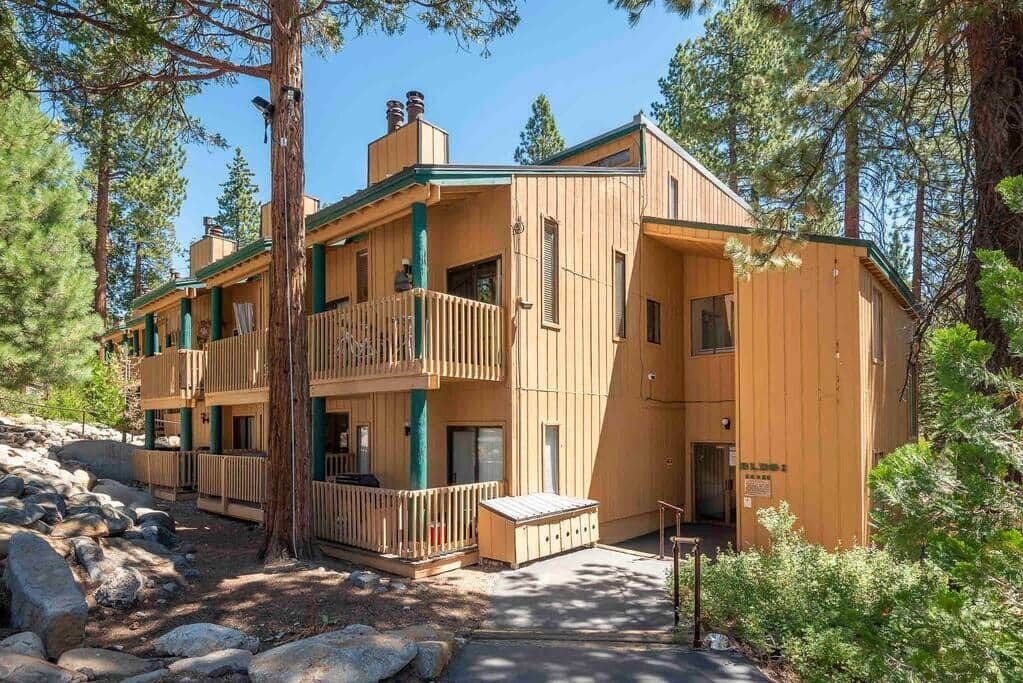 Photo of Outdoor in Kingswood Estates