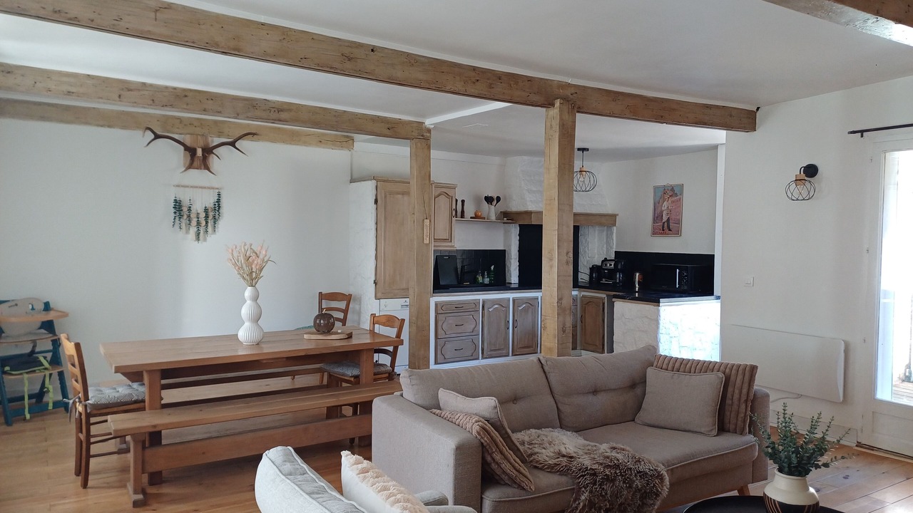 Photo of Livingroom in Campan