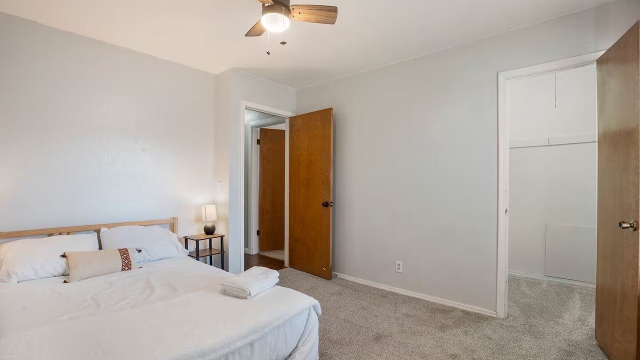 Photo of Bedroom in Broken Arrow