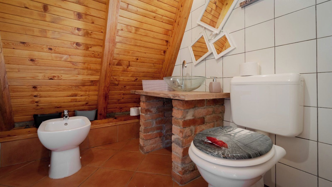 Photo of Bathroom in Fuzine