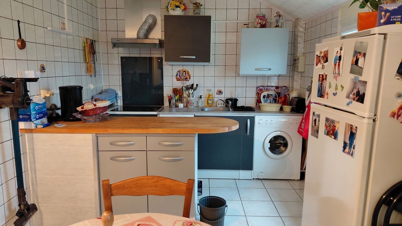 Photo of Kitchen in Hommes