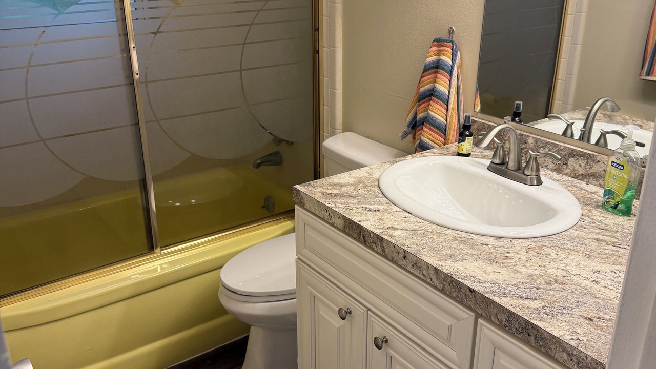 Photo of Bathroom in Tavares