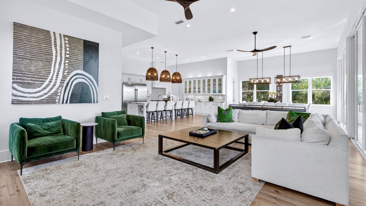 Photo of Bedroom in Miramar Beach