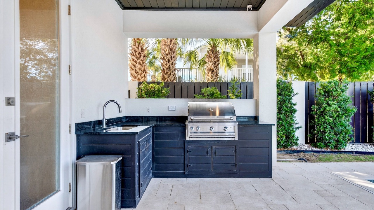 Photo of Outdoor in Miramar Beach