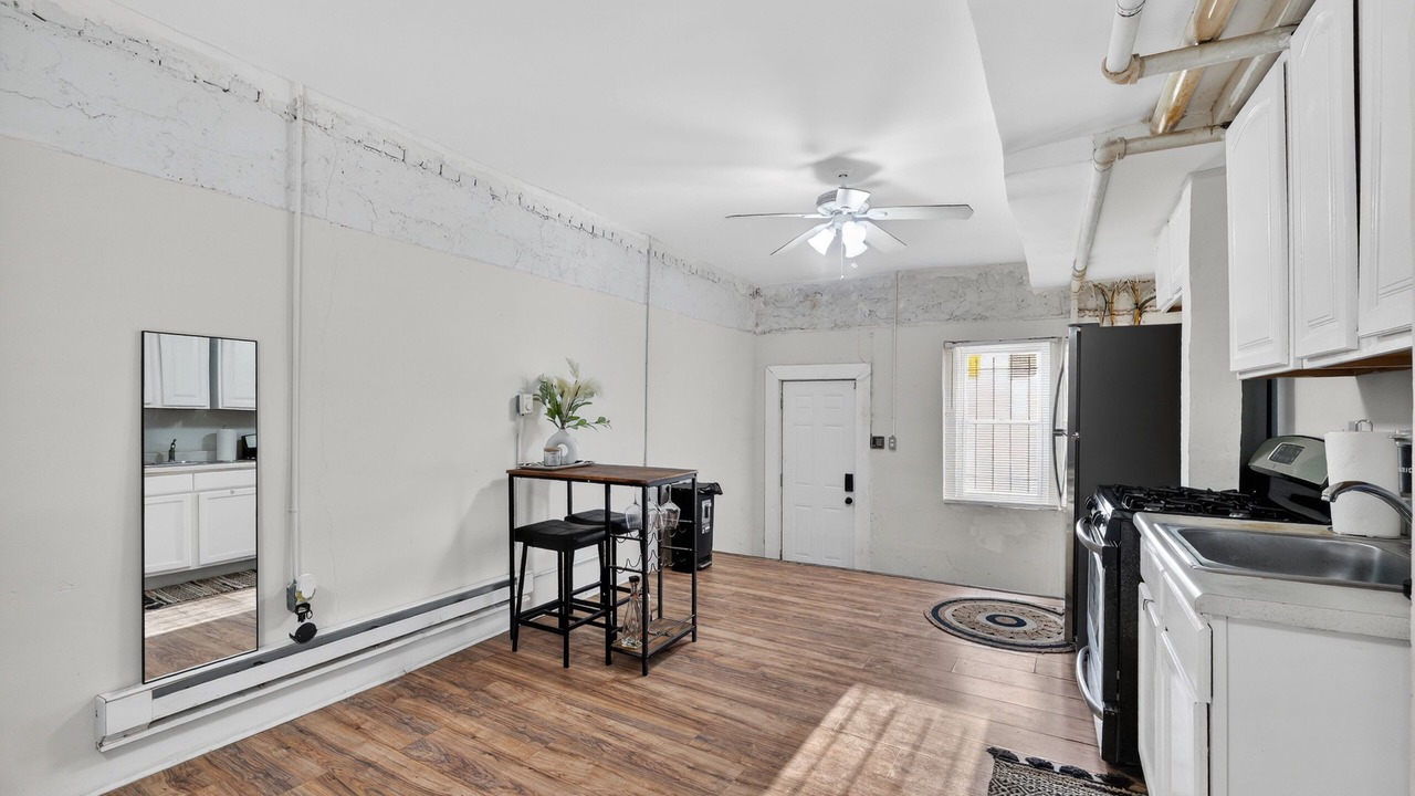 Photo of Others in North Harford Road